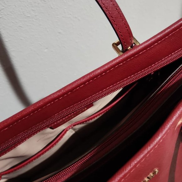 Michael Kors Mulberry Jet Set Serrafino Leather Tote - Picture 2 of 4